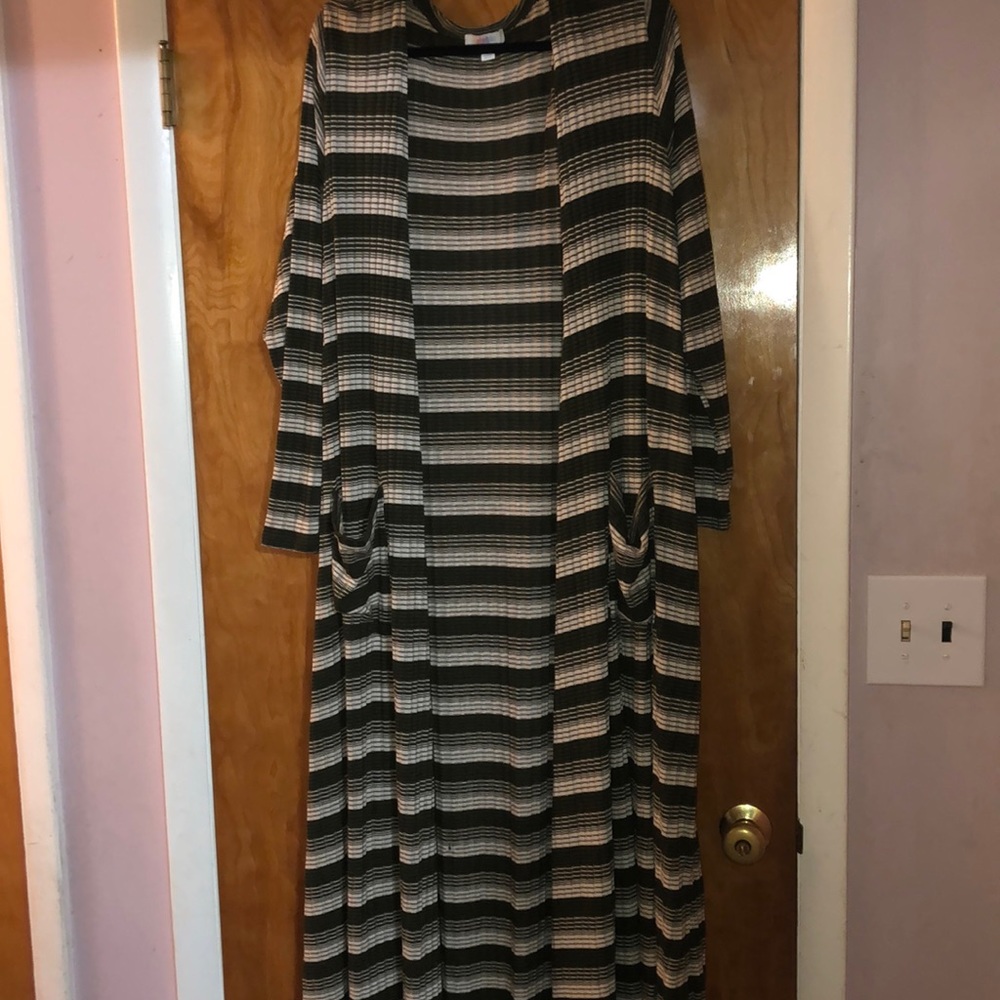 Lularoe sarah